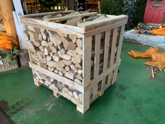 Large Hand Stacked Pallet of Kiln Dried Oak Equal to 2.5 Ton Bags