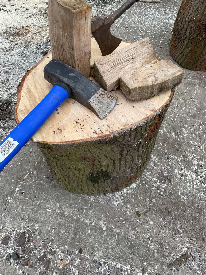 Hardwood chopping block